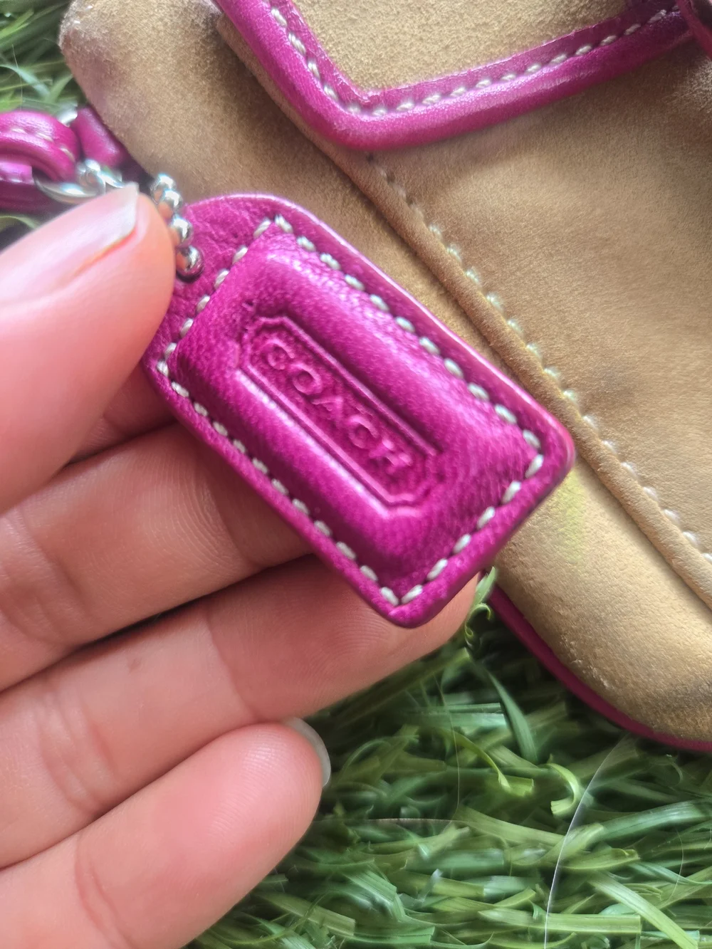 Coach wristlet tan
